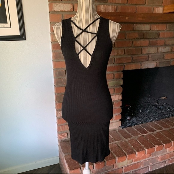 NWT LNA Lace-Up V-Neck Ribbed Black Sleeveless Dress Sz XS - Picture 4 of 9